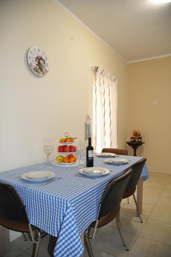 Doms Apartment Tarxien Exterior photo